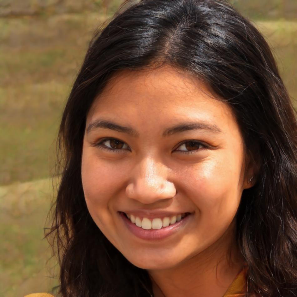 Portrait of Sorcha Dunne, Analytics Program Director at MentraLog