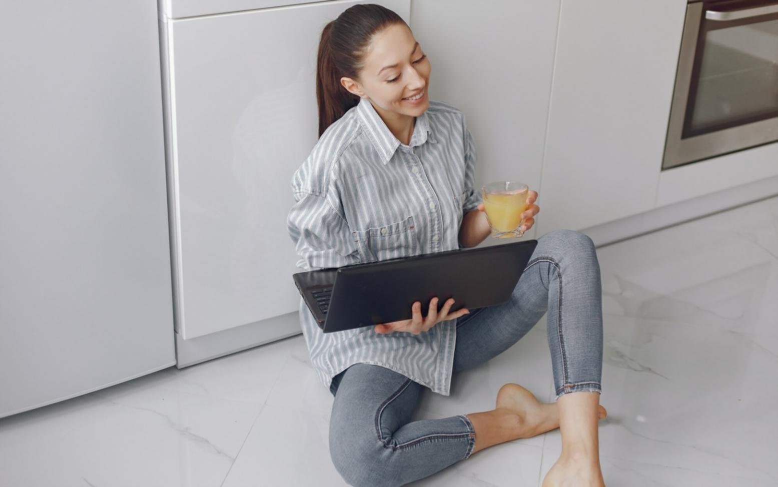 Students reviewing SEO analytics data and website performance metrics together